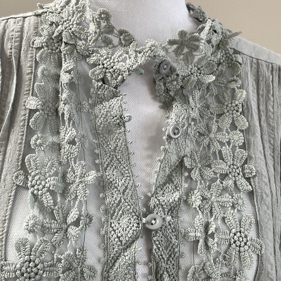 Shirt With Lace & Crochet Detail, Size S - Picture 2 of 7